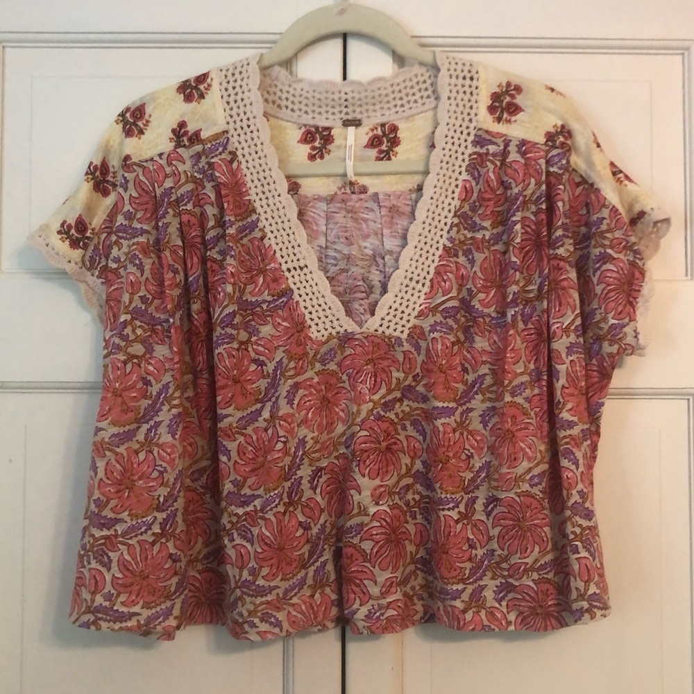 FREE PEOPLE tee